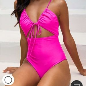 Brand new tag on Lulus Magenta Swimsuit